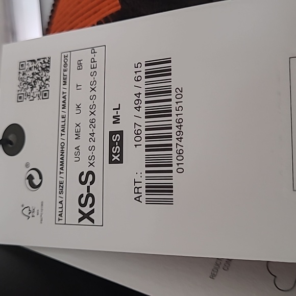 Zara Stretch Knit Top - Picture 6 of 8